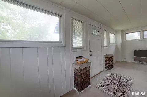 2048 S 5th St, Springfield, IL 62703 photo 37