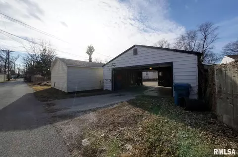 2048 S 5th St, Springfield, IL 62703 photo 9