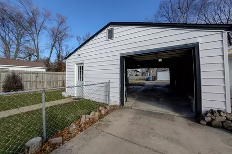 2048 S 5th St, Springfield, IL 62703 photo 7