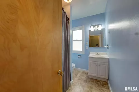 2048 S 5th St, Springfield, IL 62703 photo 15