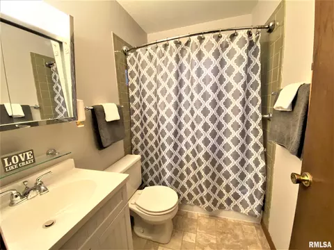 2321 Cahokia Dr, Springfield, IL 62702 photo 15