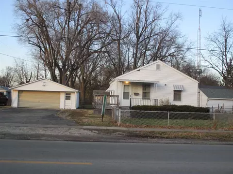 1917 E North Grand Ave, Springfield, IL 62702 photo 2