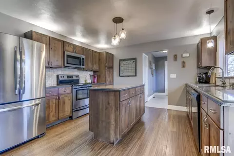 2128 N 24th St, Springfield, IL 62702 photo 13