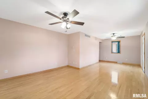 2024 N 16th St, Springfield, IL 62702 photo 8
