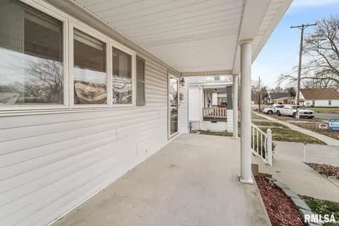 2024 N 16th St, Springfield, IL 62702 photo 4