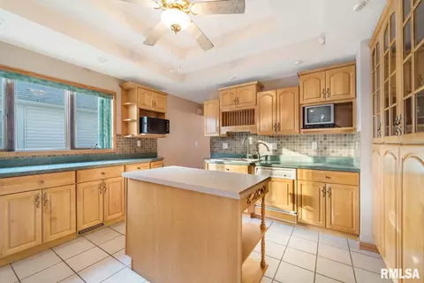 2024 N 16th St, Springfield, IL 62702 photo 12