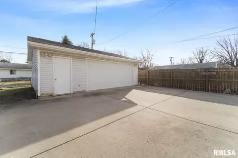 2024 N 16th St, Springfield, IL 62702 photo 6