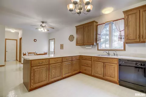 2501 Parsley Ln, Springfield, IL 62711 photo 11