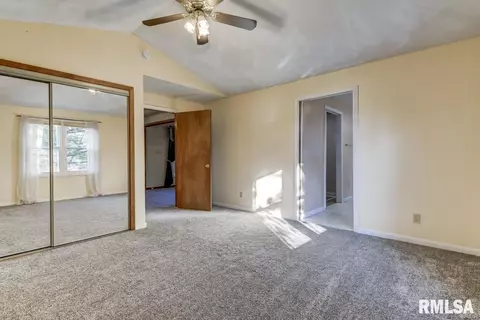4297 N Walnut St, Springfield, IL 62707 photo 17