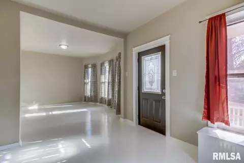 431 Vine St, Springfield, IL 62704 photo 3