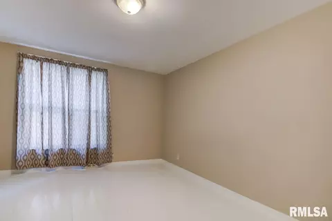 431 Vine St, Springfield, IL 62704 photo 13