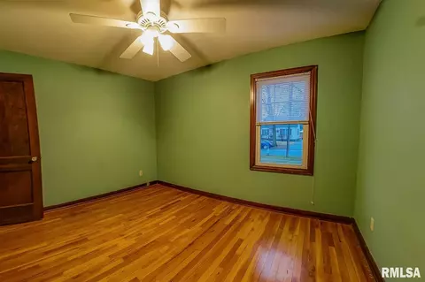 2036 N 20th St, Springfield, IL 62702 photo 16