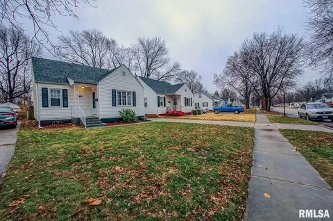 2036 N 20th St, Springfield, IL 62702 photo 1