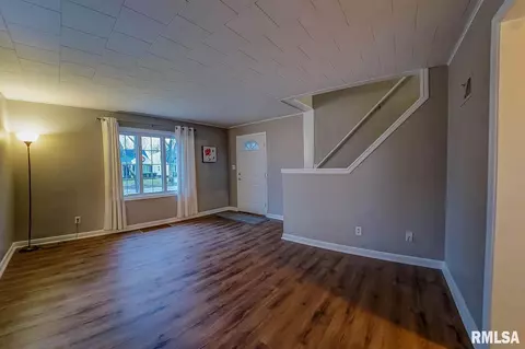 2036 N 20th St, Springfield, IL 62702 photo 6