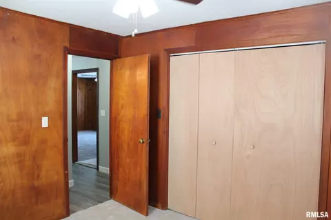 1036 E Lincoln St, Riverton, IL 62561 photo 16