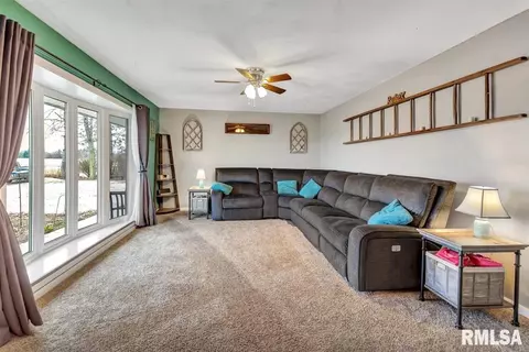 6231 Old Salem Ln, Springfield, IL 62711 photo 7