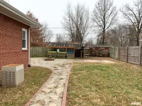 2004 Bruns Lane Ct, Springfield, IL 62702 photo 19