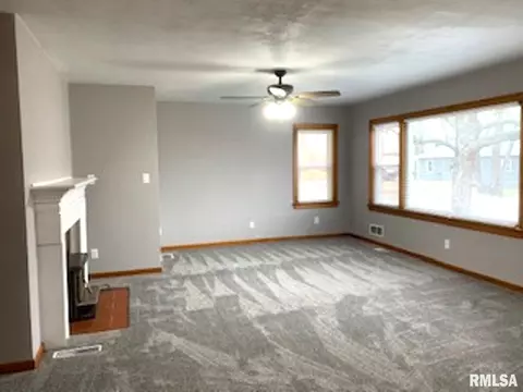 2004 Bruns Lane Ct, Springfield, IL 62702 photo 3