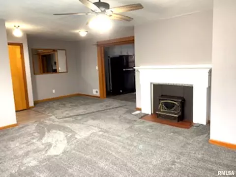 2004 Bruns Lane Ct, Springfield, IL 62702 photo 2