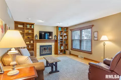 408 Old Tippecanoe Dr, Springfield, IL 62711 photo 10