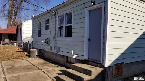 2617 S 4th St, Springfield, IL 62703 photo 17