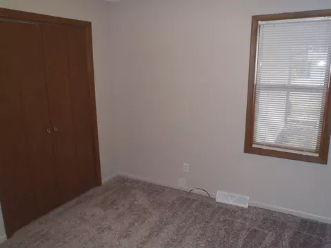 48 Champlain Dr, Springfield, IL 62707 photo 7