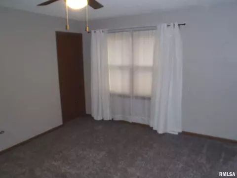 48 Champlain Dr, Springfield, IL 62707 photo 6