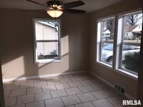 3029 Enos Ave, Springfield, IL 62702 photo 18