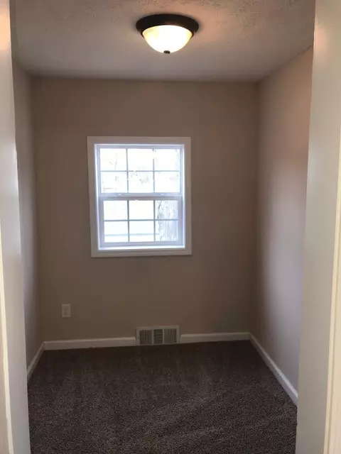3029 Enos Ave, Springfield, IL 62702 photo 21
