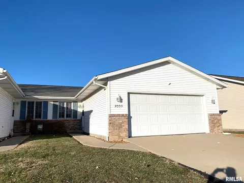 2003 Halifax Dr, Springfield, IL 62703 photo 2