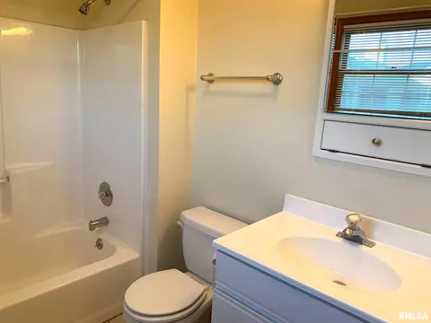 2003 Halifax Dr, Springfield, IL 62703 photo 18