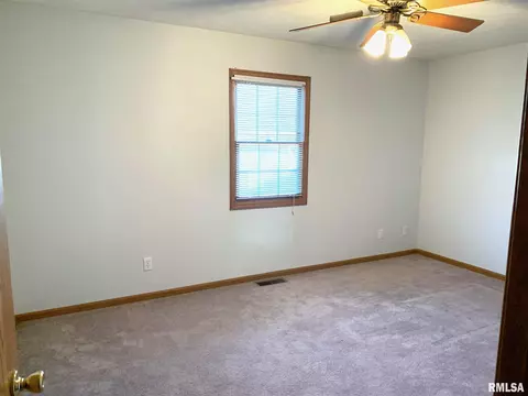 2003 Halifax Dr, Springfield, IL 62703 photo 14