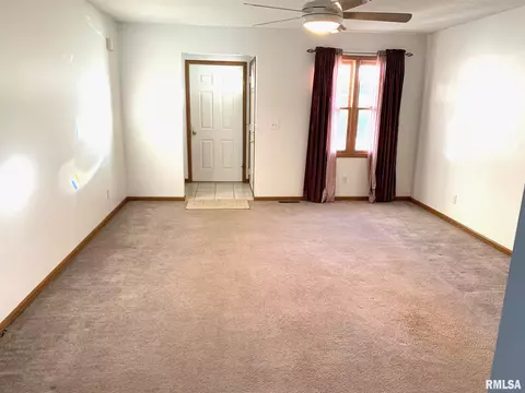 2003 Halifax Dr, Springfield, IL 62703 photo 7