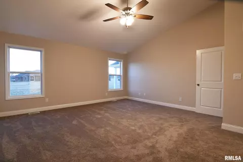 3516 Peach Tree Dr, Springfield, IL 62711 photo 17