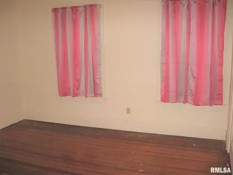 1143 N 1st St, Springfield, IL 62702 photo 11