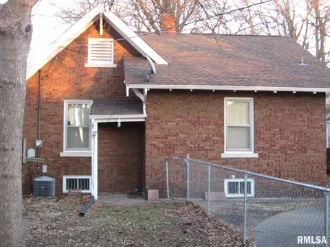 1143 N 1st St, Springfield, IL 62702 photo 16