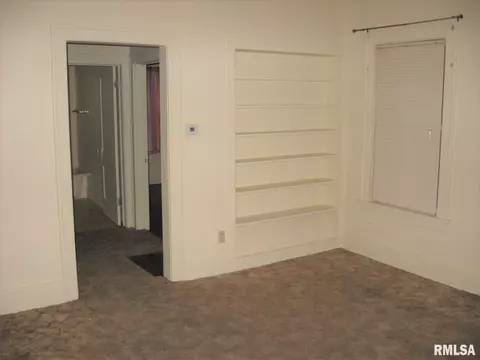 1143 N 1st St, Springfield, IL 62702 photo 6