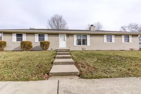 3900 Gooseneck Dr, Springfield, IL 62707 photo 1