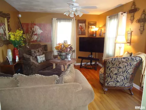 2224 Converse Ave, Springfield, IL 62702 photo 2