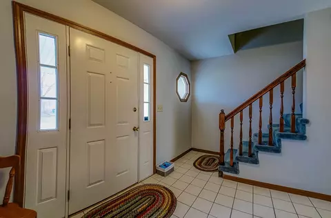 204 Prestwick Rd, Springfield, IL 62702 photo 8