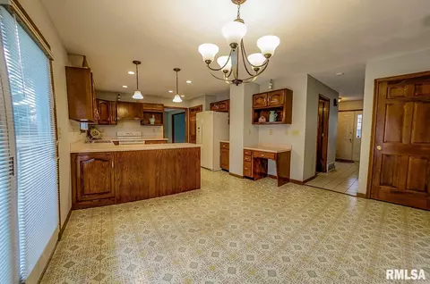 204 Prestwick Rd, Springfield, IL 62702 photo 17
