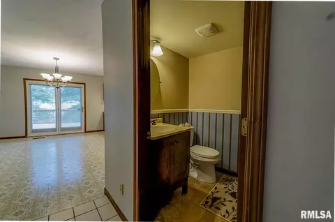 204 Prestwick Rd, Springfield, IL 62702 photo 24