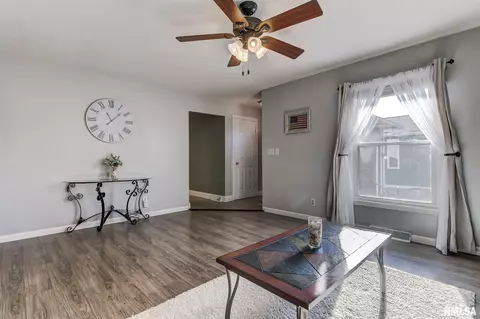 98 Crusaders Rd, Springfield, IL 62704 photo 4