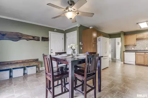 98 Crusaders Rd, Springfield, IL 62704 photo 9