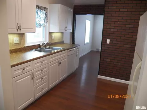 1649 W Adams St, Springfield, IL 62704 photo 4