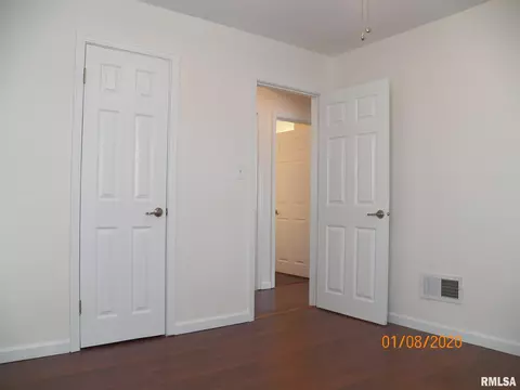 1649 W Adams St, Springfield, IL 62704 photo 16
