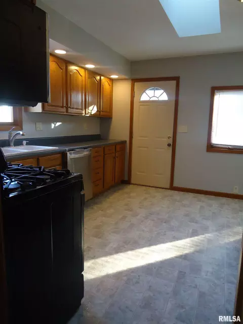 1716 N 29th St, Springfield, IL 62702 photo 5