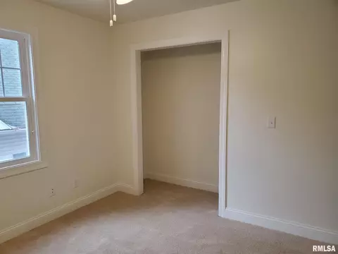 505 E Main St, Rochester, IL 62563 photo 21