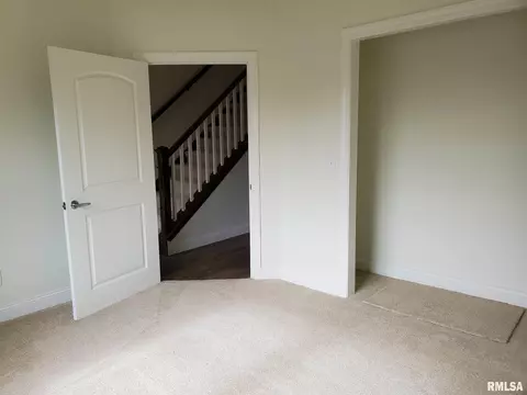505 E Main St, Rochester, IL 62563 photo 10