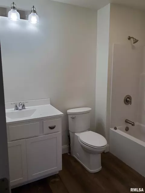 505 E Main St, Rochester, IL 62563 photo 22